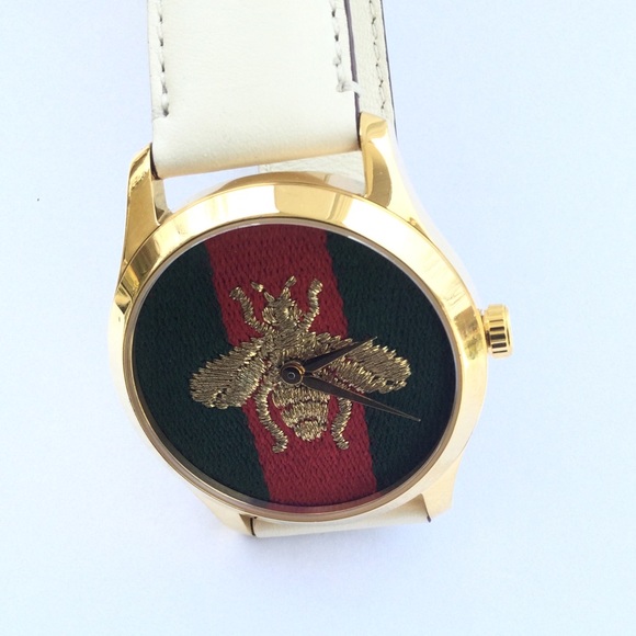 Gucci Timeless Embroidered Le Marche Bee Watch - Picture 2 of 6